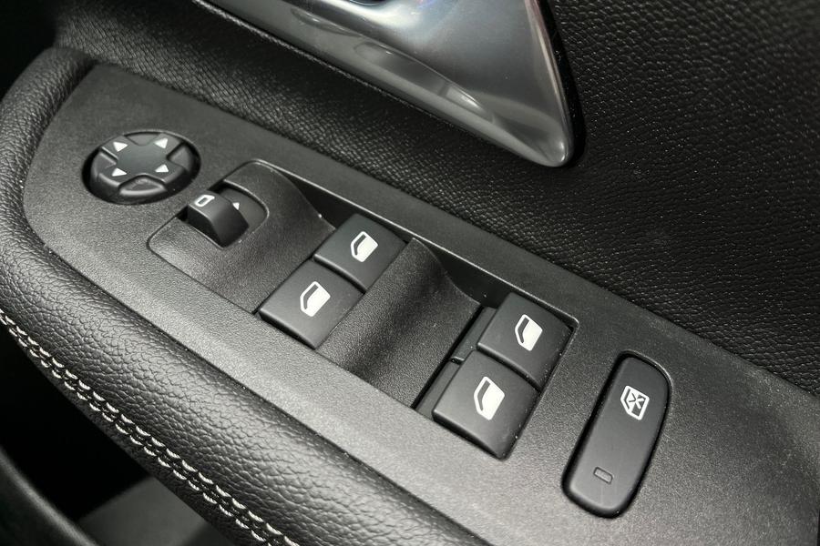 Vauxhall Mokka Photo autoimg-1ad26f26f4d1e14d99dc69c1e9caf334402cb8de.jpg