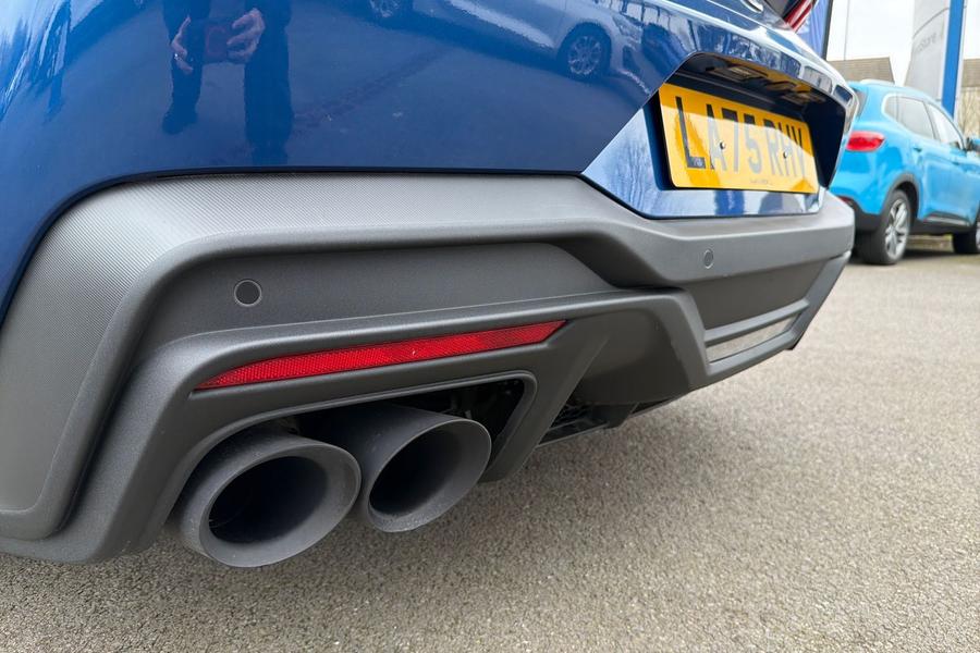 Ford MUSTANG Photo autoimg-1ad2bf083189cc18d55e8d0c3591d9a437926b24.jpg