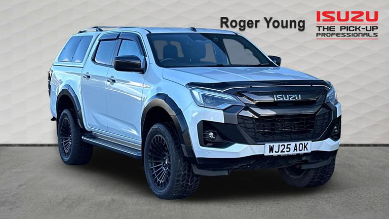 Used 2025 Isuzu D-MAX V-Cross DCB Dolomite White at Roger Young