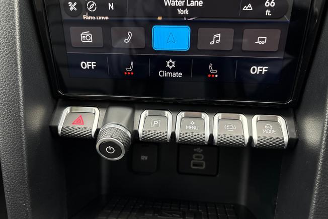 VOLKSWAGEN Amarok Photo 24