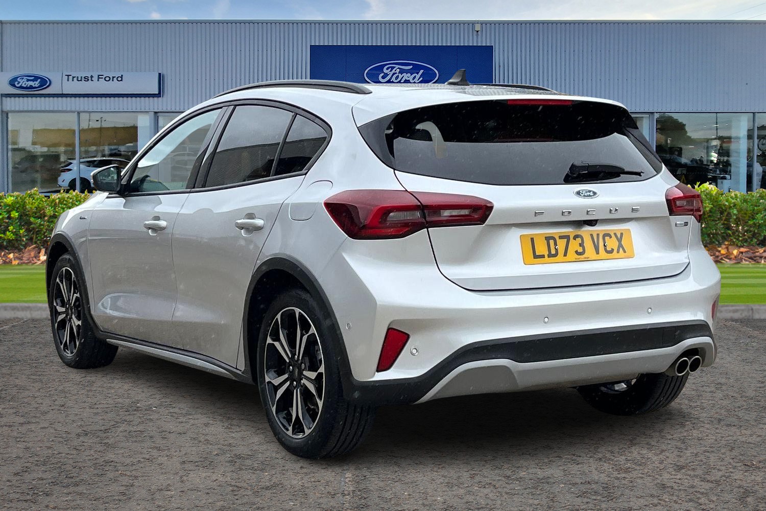 Ford Focus Photo 1
