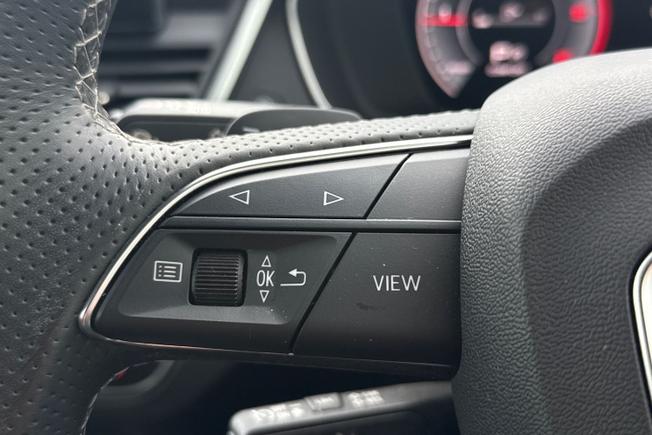 AUDI Q5 Photo 16