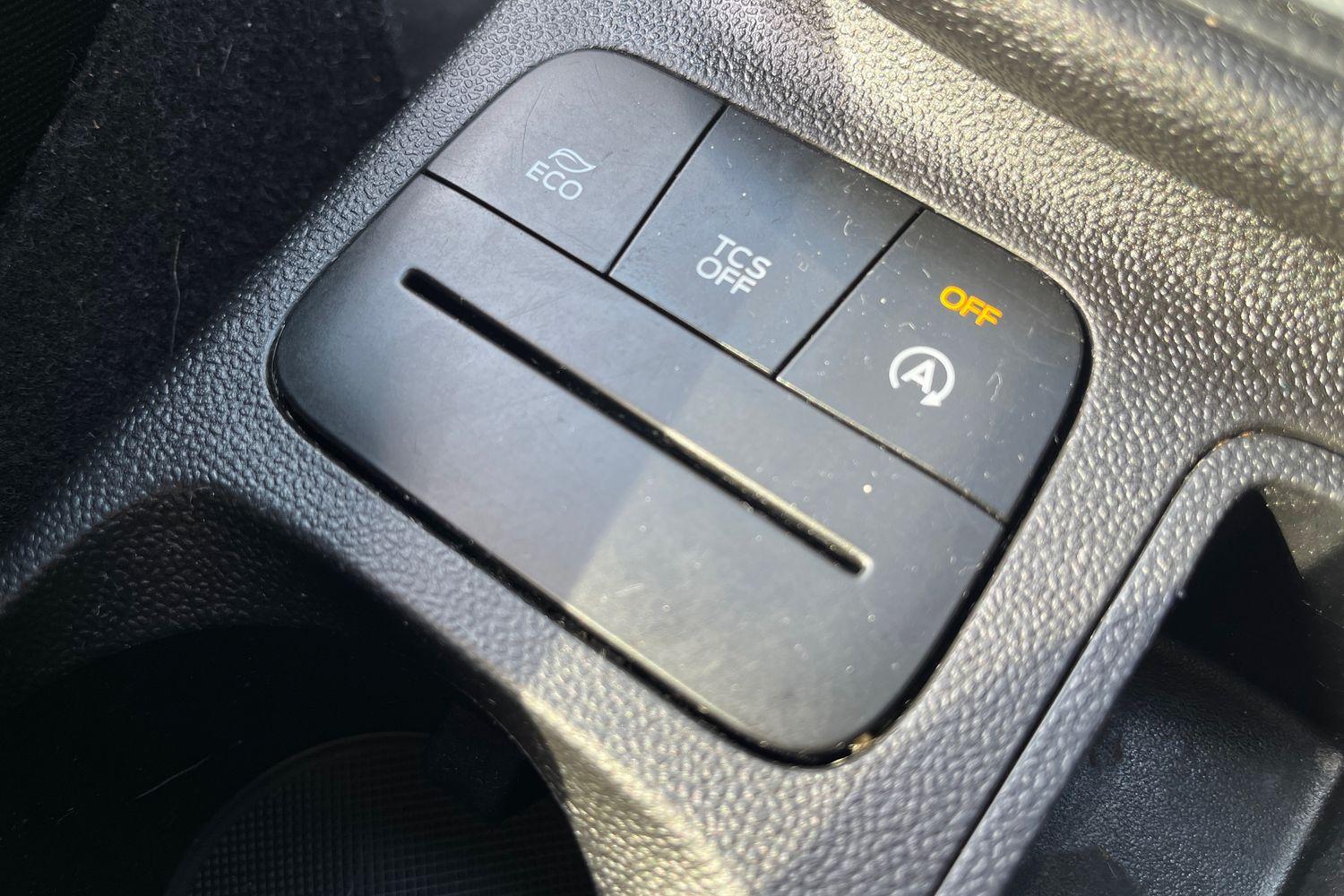 Ford FIESTA Photo 34
