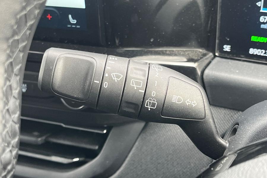 Ford TOURNEO CUSTOM Photo autoimg-1ae450d01332bbc123bf380c4be862fe7ce63935.jpg