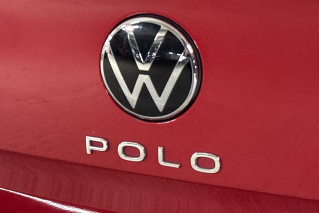 VOLKSWAGEN Polo Photo 27