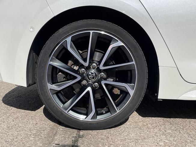 TOYOTA Corolla Photo 5
