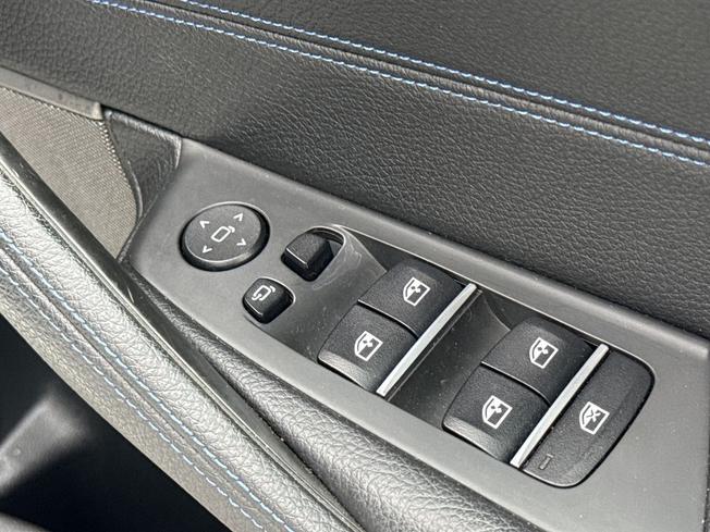 BMW 5 Series Photo 27