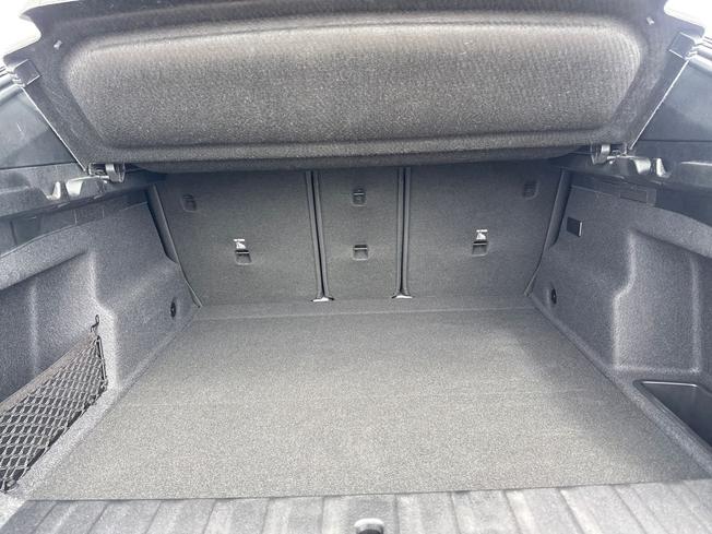 BMW Ix2 Photo 12