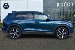 VOLKSWAGEN Tiguan Photo 4