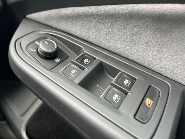 Volkswagen Golf Photo autoimg-1af2ca431a57a37c54f4282a9dde4e38bdeea977.jpg
