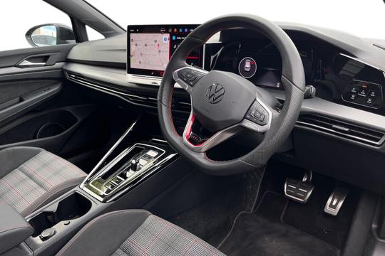 Volkswagen Golf Photo autoimg-1af55ca1755d7694b0c4294851094dd89f286e59.jpg
