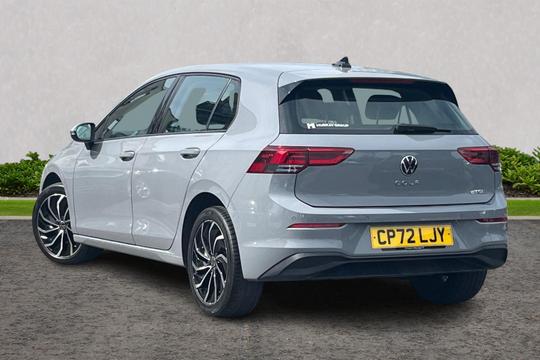 Volkswagen Golf Photo autoimg-1aff921aef67fc39639aa2235e936ba208ba898e.jpg