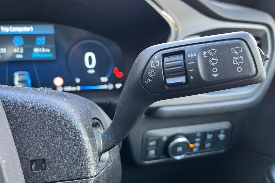 Ford KUGA Photo autoimg-1b0186abbd5b2cbfba5d4d7e8052b0db8a9bc0b3.jpg
