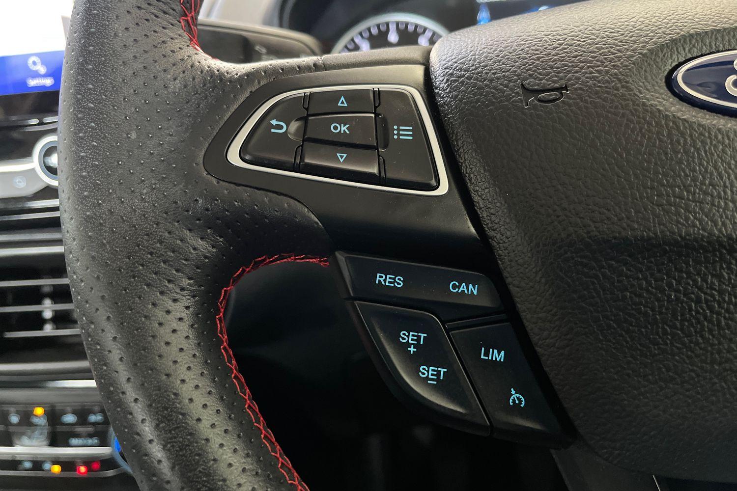Ford ECOSPORT Photo 24
