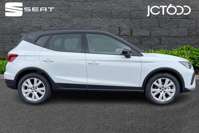 SEAT Arona Photo 4