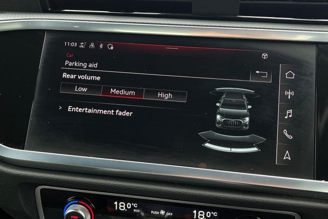 AUDI Q3 Photo 32