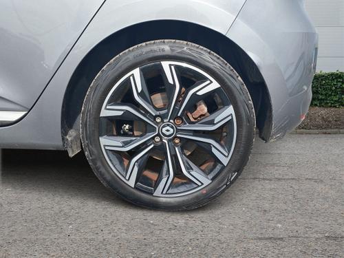 Renault CLIO Photo autoimg-1b096bf8d2b7e8c2fdb0adfa72d2cad7e701d839.jpg