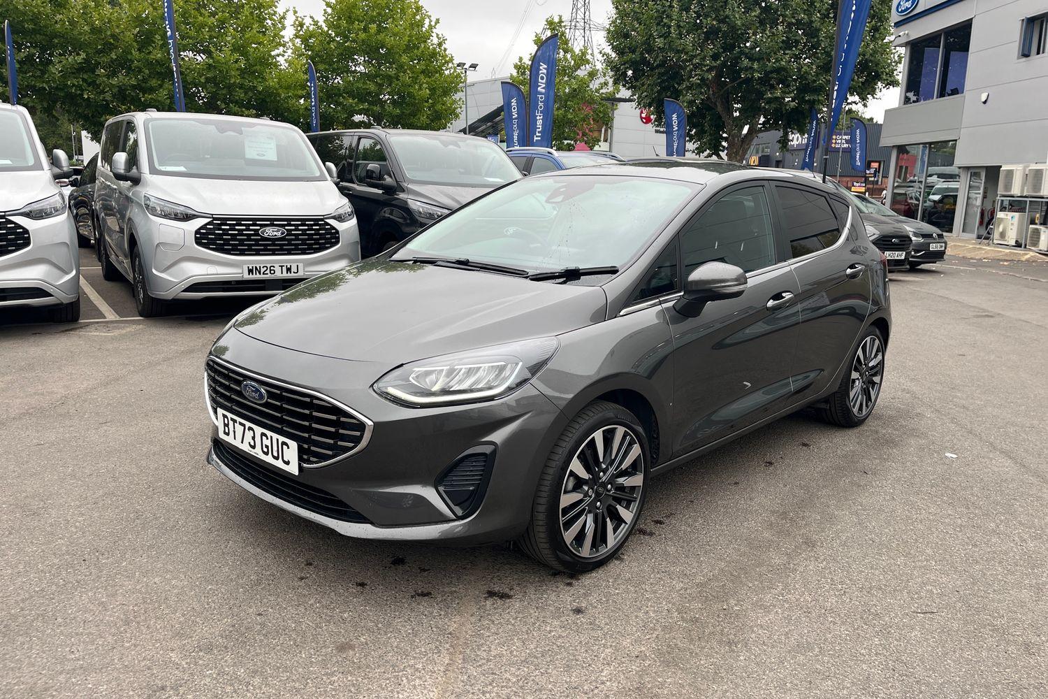 Ford FIESTA Photo 31