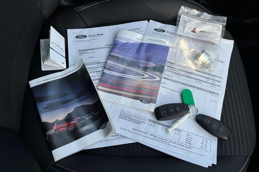 Ford Kuga Photo autoimg-1b0aa77eb3de5e0e3fa014ac004bc40fa74736b7.jpg