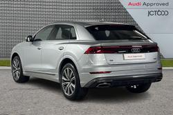 AUDI Q8 Photo 3