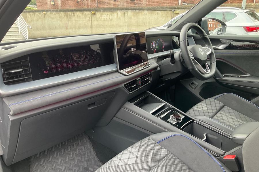Volkswagen TAYRON Photo autoimg-1b0fbcbb2f4cdece5d52d374c6b148ed7c532aa7.jpg