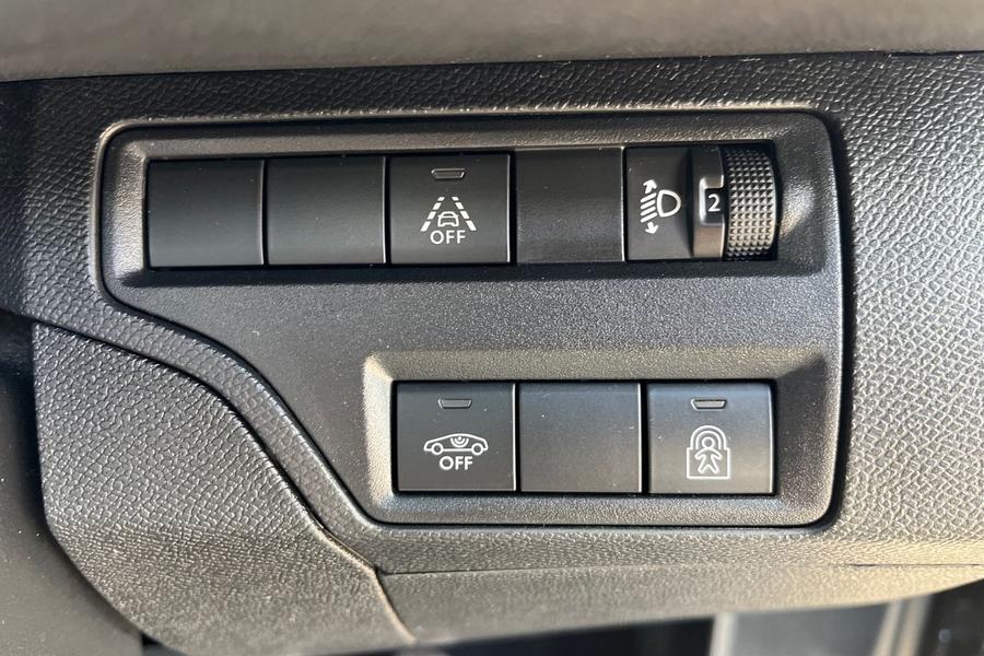 Peugeot 5008 Photo autoimg-1b107852f987b05164a3b9f6ba28bf308f339b91.jpg