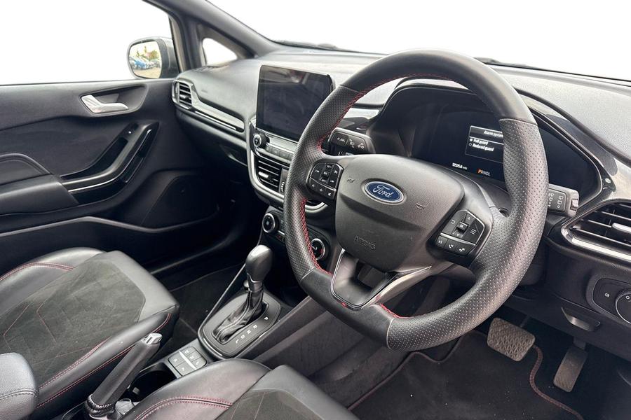 Ford FIESTA Photo autoimg-1b12f8bb11c89ba54b8459f7c12c3ddc9cebb1d9.jpg