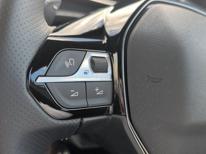 Used Peugeot 208 KM25OJP 44