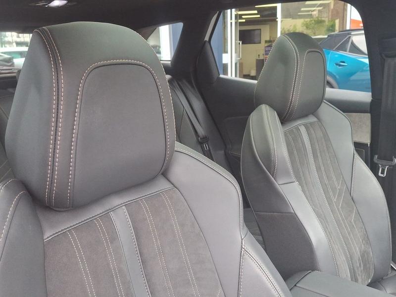 Used Peugeot 3008 NV22SOJ 34
