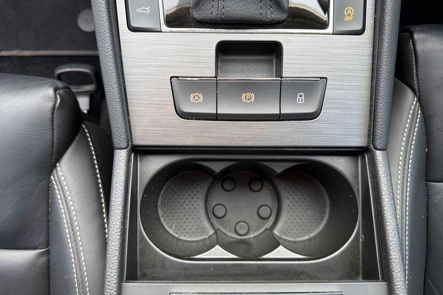 Skoda Superb Photo 31