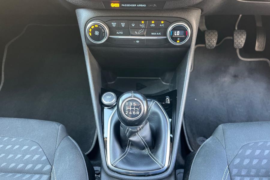 Ford Fiesta Photo autoimg-1b19563c53d6cd0ae5ab3f3fb2d8f70bbd961806.jpg