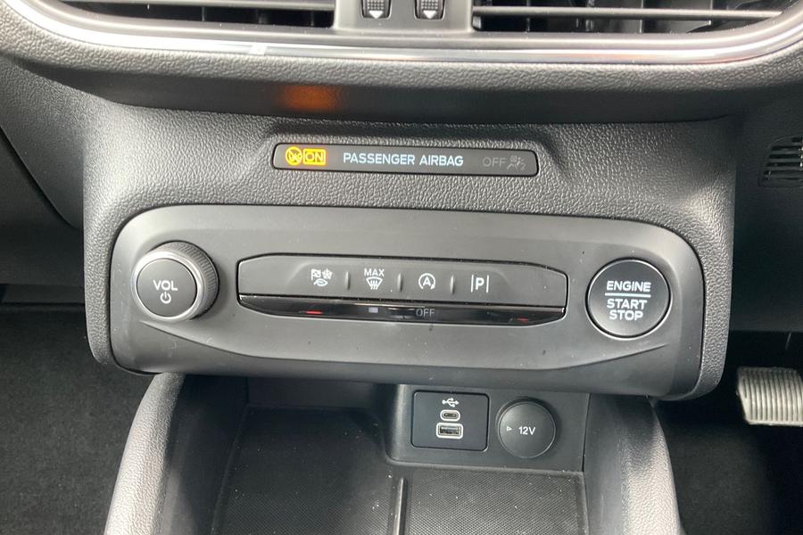 Ford Focus Photo autoimg-1b1c1ef64b31c3c3e9aac74b8bc7f070d8e561ac.jpg