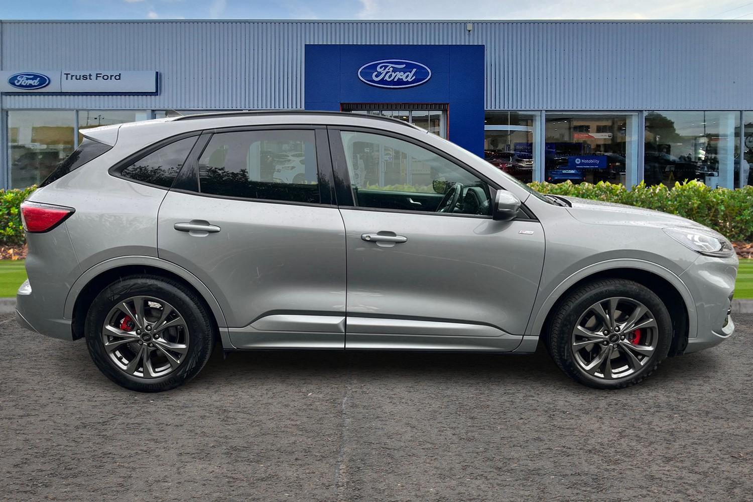 Ford Kuga Photo 2
