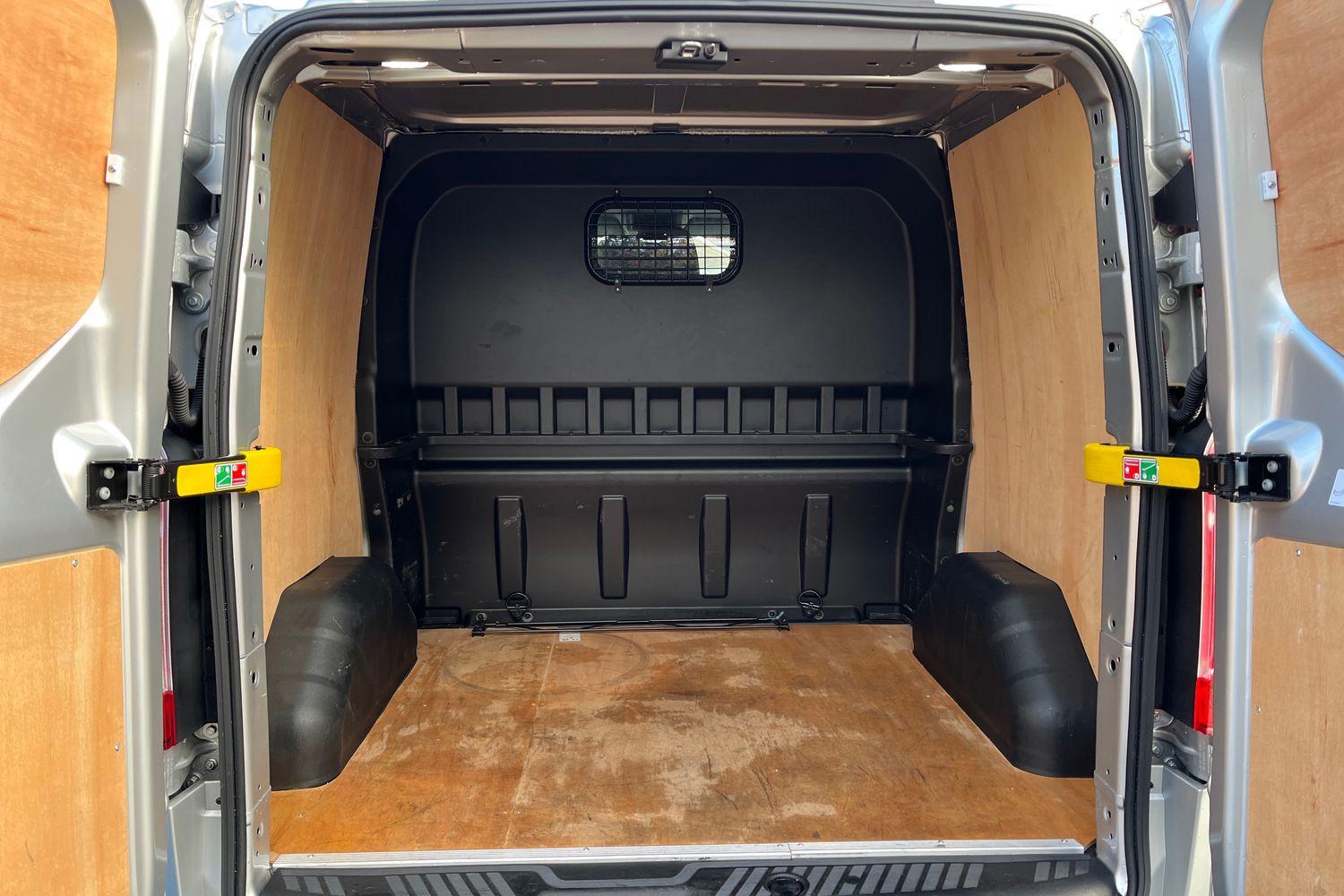 Ford TRANSIT CUSTOM Photo 3