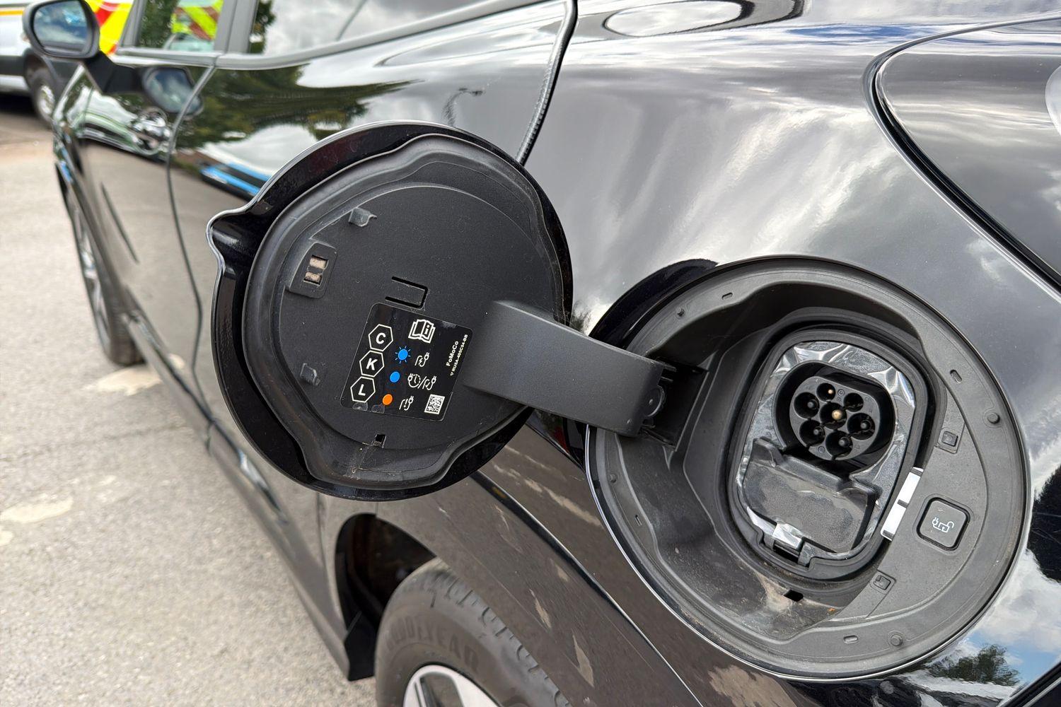 Ford PUMA Photo 23