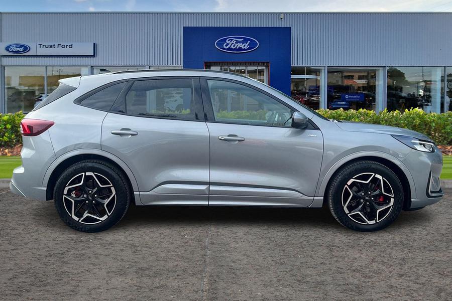 Ford KUGA Photo autoimg-1b2e61ad5ca496d8c23b17cdea38973b1579e8a7.jpg
