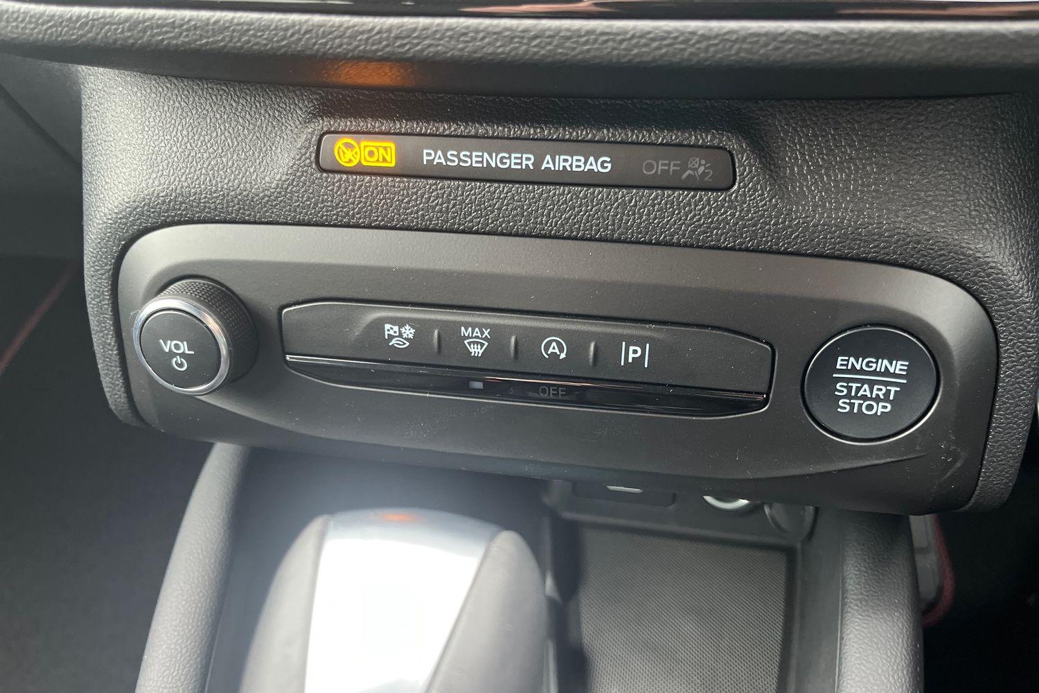 Ford FOCUS Photo 32