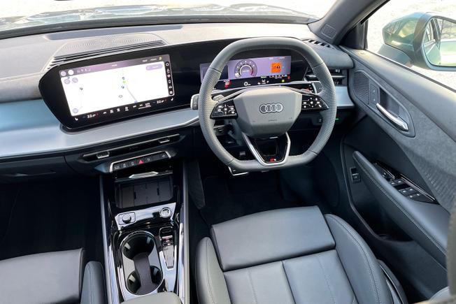 AUDI Q3 Photo 41
