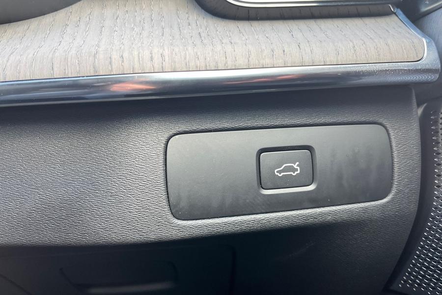 Volvo XC90 Photo autoimg-1b32e967d0cf552b06adbd2f168c4a63c0404c15.jpg