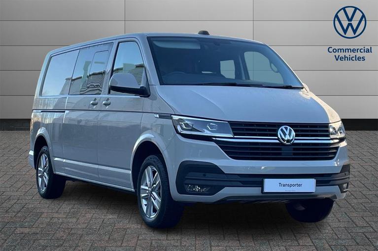 Used 2024 VOLKSWAGEN Transporter 2.0 TDI T32 Highline Crew Van Double Cab 5dr Diesel DSG FWD LWB High Roof Euro 6 (s/s) (150 ps) Ascot Grey at JCT600