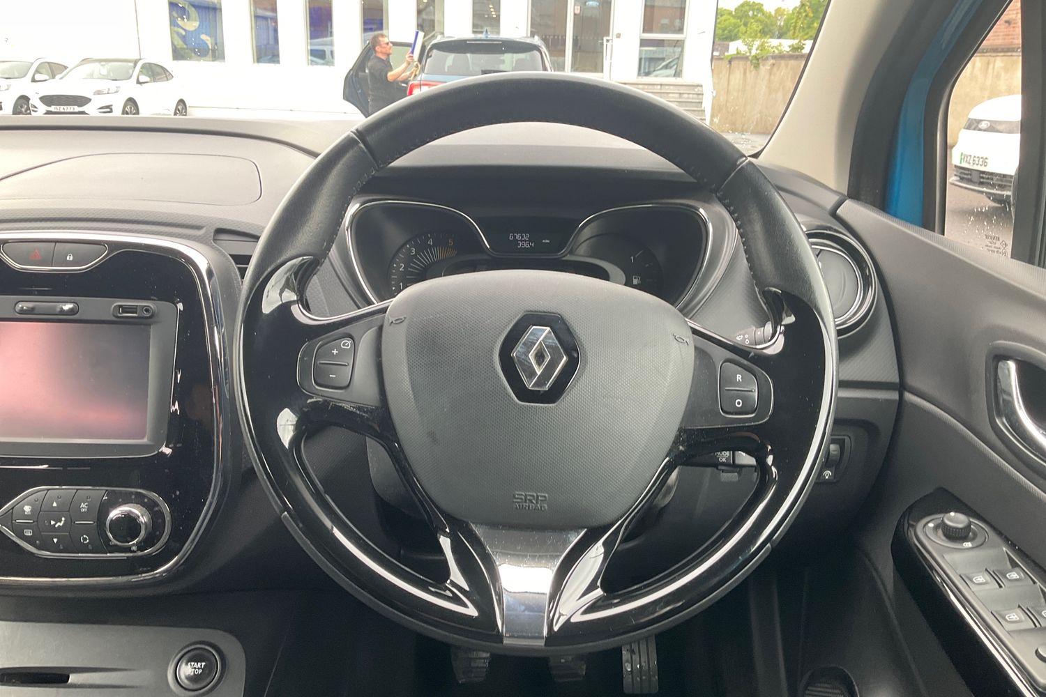 Renault CAPTUR Photo 11