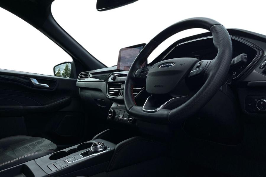 Ford Kuga Photo autoimg-1b45c39c188fa468b954fe8795b79287ae009c14.jpg