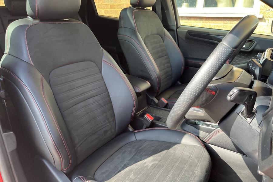Ford Kuga Photo autoimg-1b48d7e26c0f71869d3978802e68a0e4685c6bee.jpg