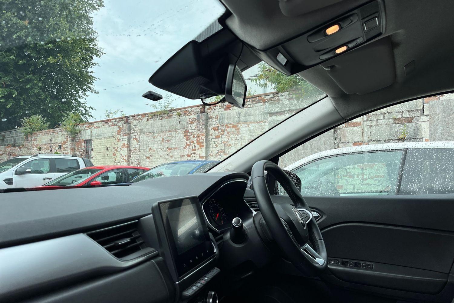 Renault CAPTUR Photo 17