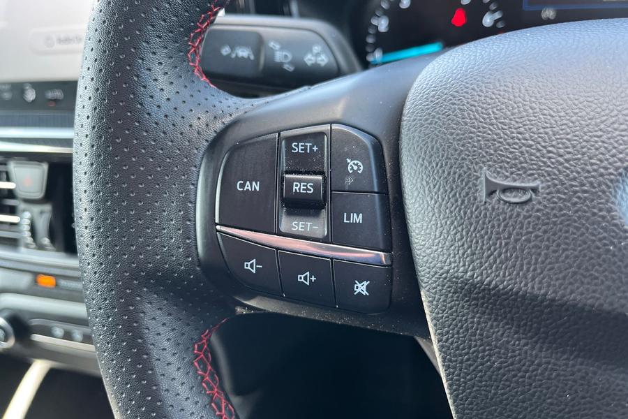 Ford Focus Photo autoimg-1b5030e4aa7c601ef00ff780163d927cea37d812.jpg