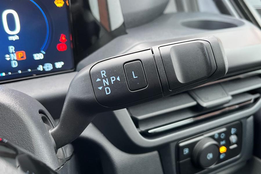 Ford TRANSIT CUSTOM Photo autoimg-1b50924ffbda4e27c98d52b5937c0304e185f8f7.jpg