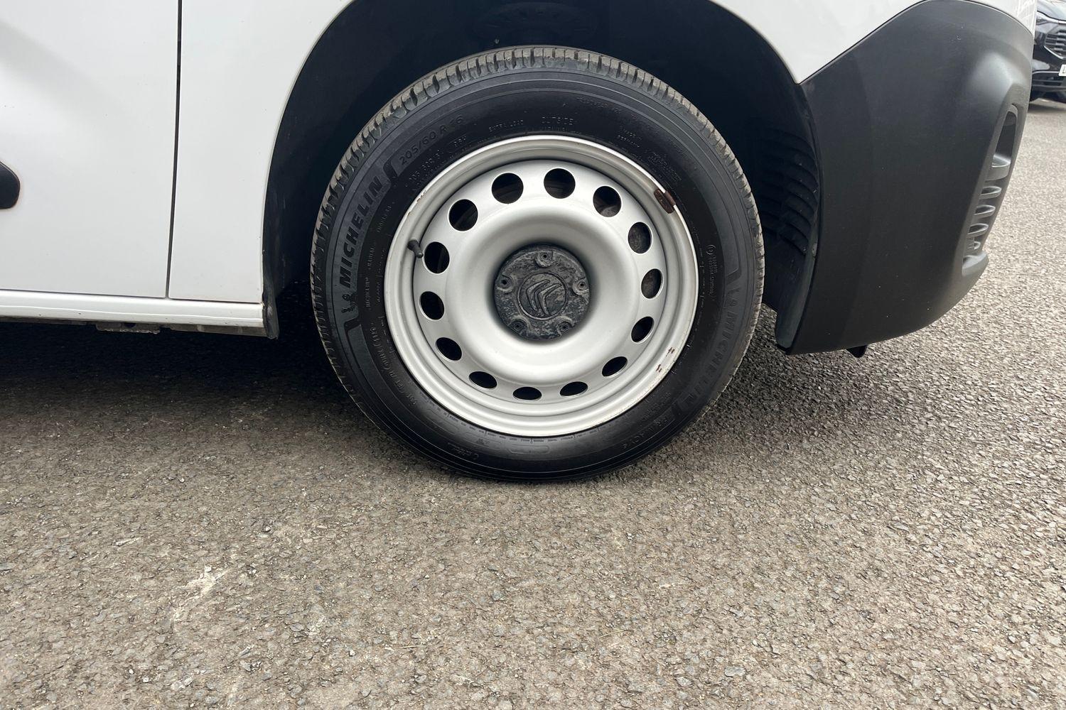 Citroen BERLINGO Photo 33