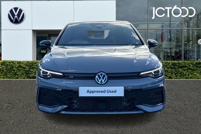VOLKSWAGEN Golf Photo 8