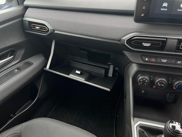 Dacia Sandero Stepway Photo autoimg-1b57272414c0f51f9fc5d9cef3174a561fceade8.jpg