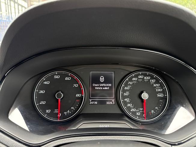 SEAT Ibiza Photo 15